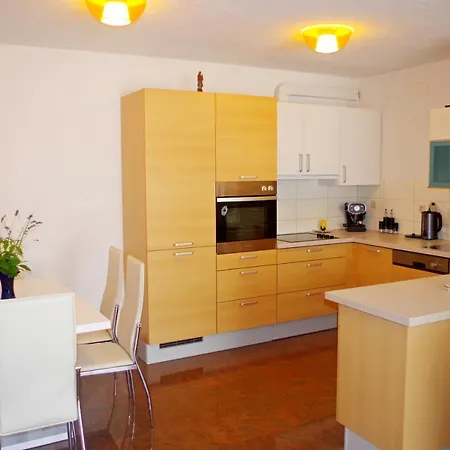 Holiday Juric Apartment Pula