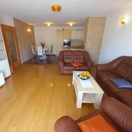 Apartment Holiday Juric Pula